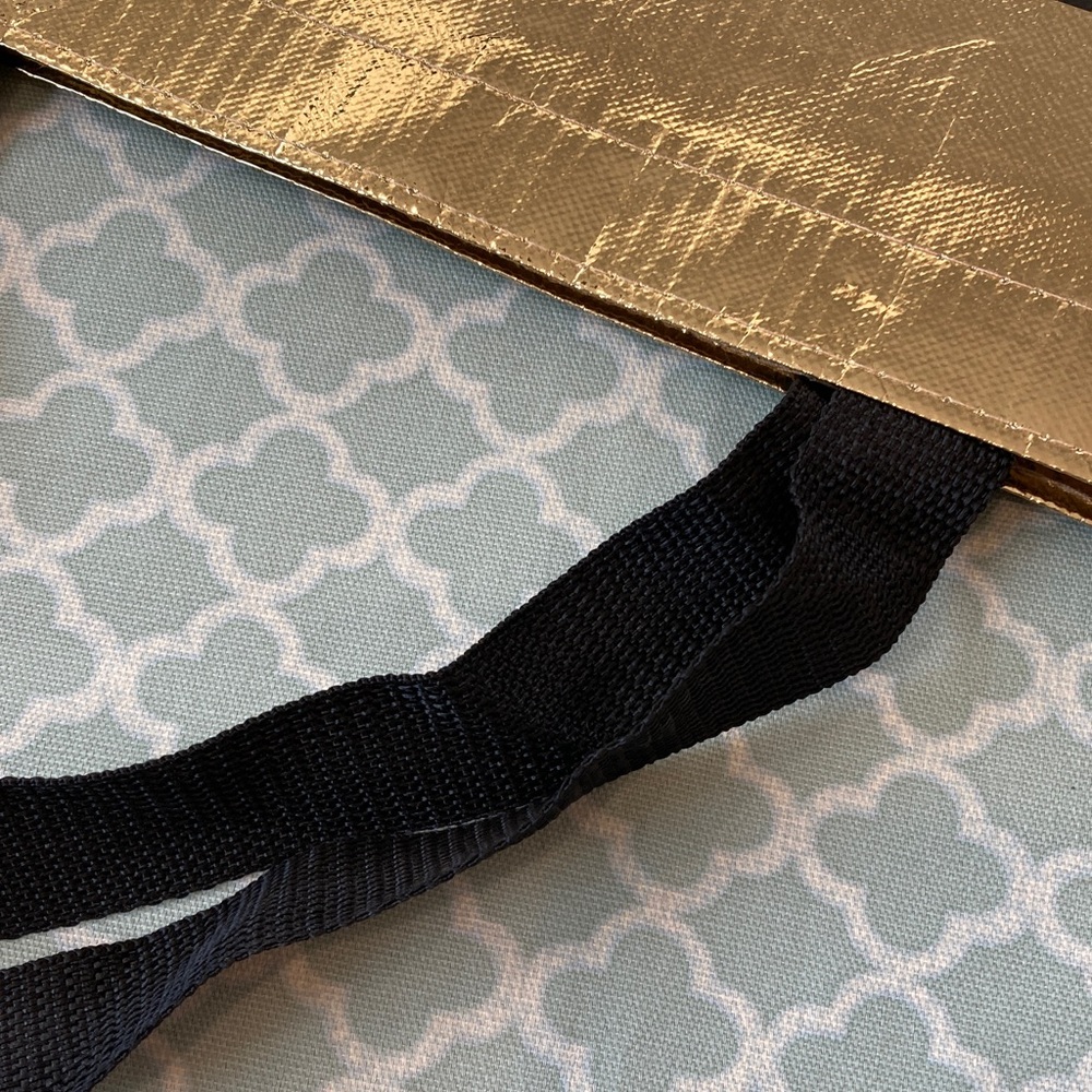 JC Penny Reusable Gold Shopping Bag Black Friday 2024 - Picture 5 of 5